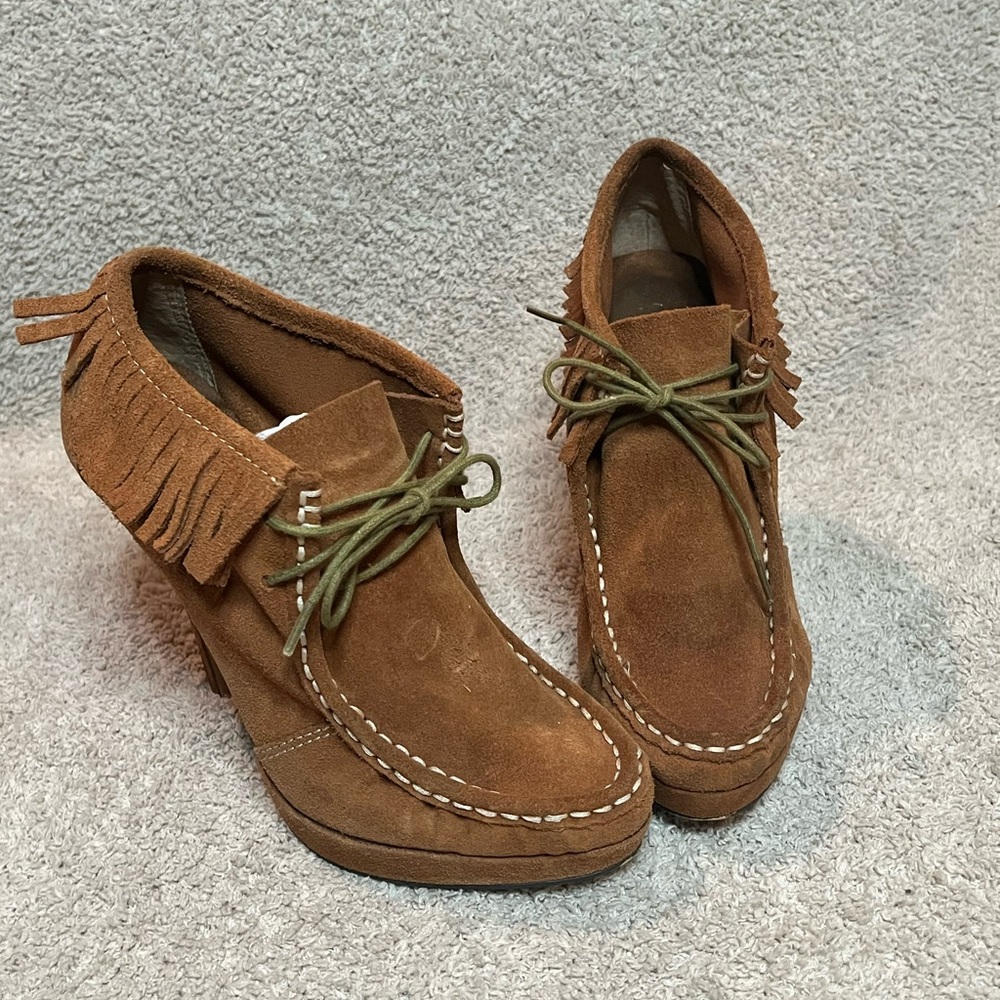 CHARLES DAVID Moccasin Heels